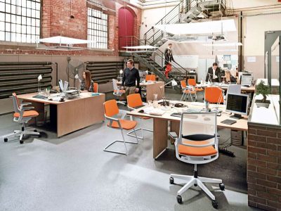 open-plan office nghia la gi