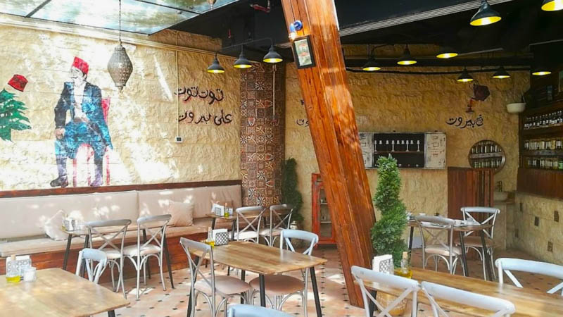 thiet ke quan cafe phong cach dia trung hai moi nhat